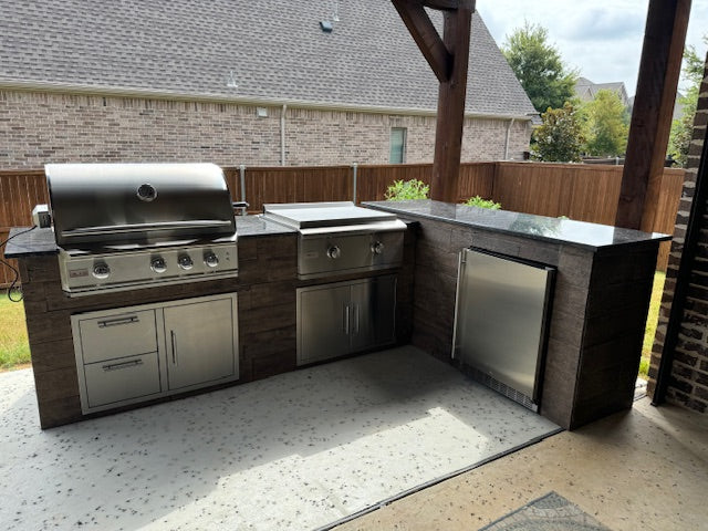 8' PRO GRILL ISLAND W/ GRIDDLE
